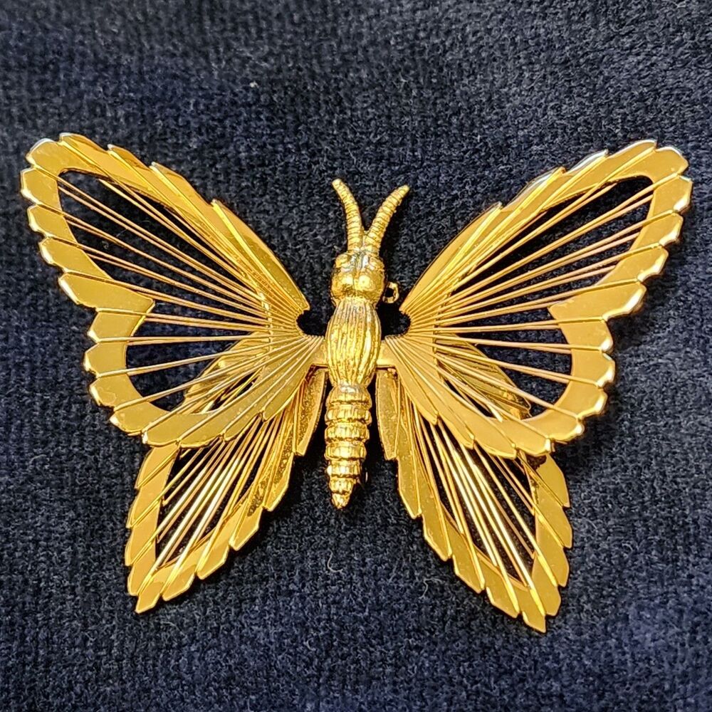 Monet Butterfly Brooch Pin Gold Tone Filigree Openwork Signed Costume Jewelry